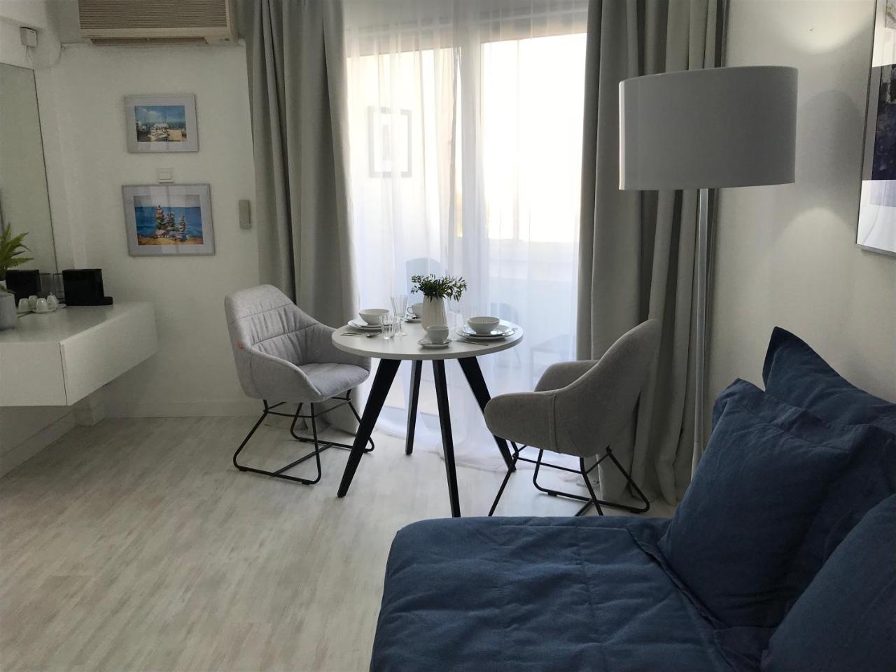 Sea View Holiday Apartment Larnaca Esterno foto